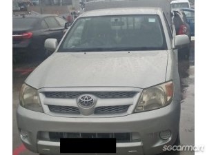 Toyota Hilux Single-Cab (COE till 05/2026) thumbnail